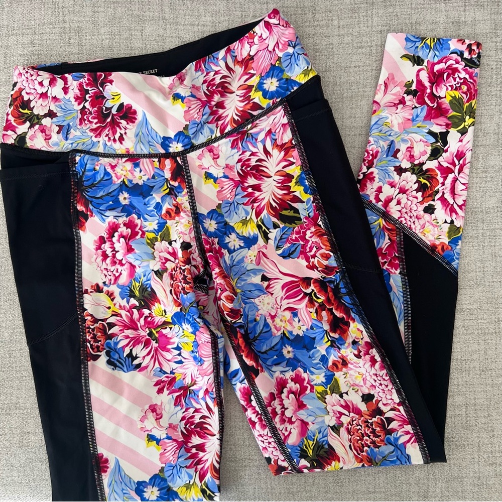 Victoria’s Secret Total Knockout Leggings